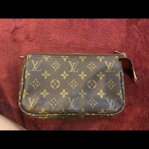 Louis vintage wristlet